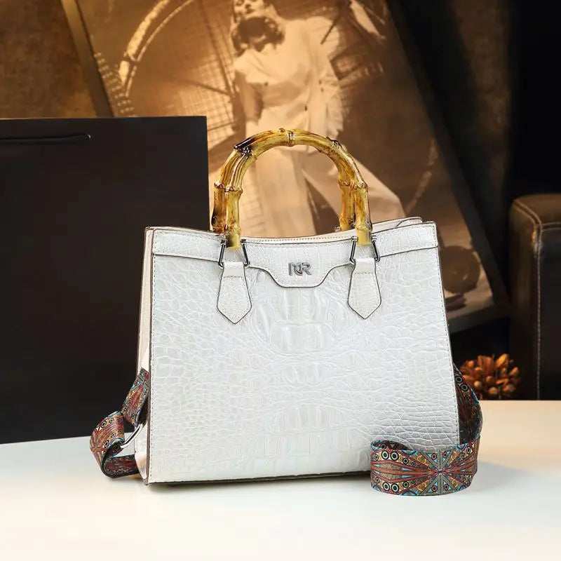 Luxury Crocodile Pattern Leather Handbags Women's Shoulder Messenger Bags Vintage Portable Tote Bag Large Bucket Bag 2026 New