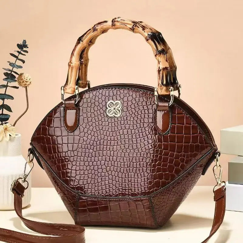 New Women's Handbag Fashionable and Personalized Women's Shoulder Bag PU Casual Women's Bag High Quality and Large Capacity