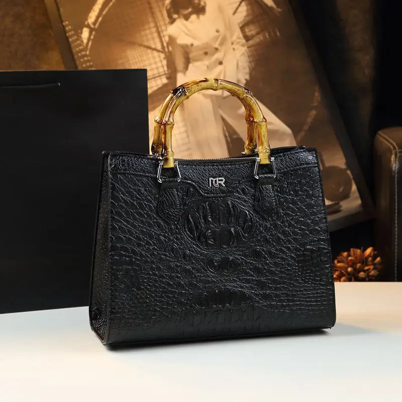 Luxury Crocodile Pattern Leather Handbags Women's Shoulder Messenger Bags Vintage Portable Tote Bag Large Bucket Bag 2026 New
